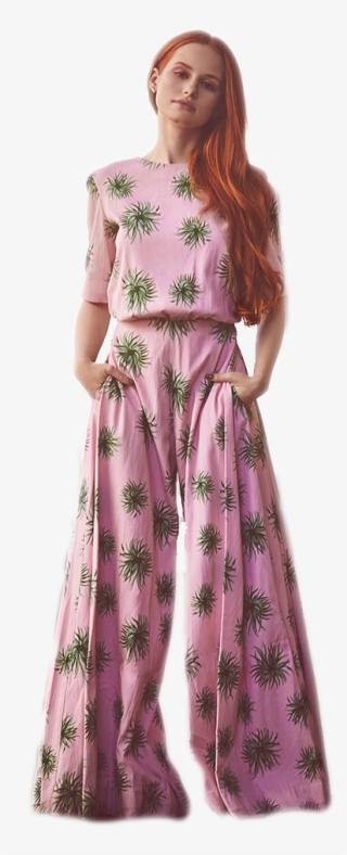 Madelaine Petsch, Captain America, Capitan America