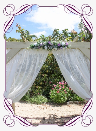 Faye Garland Decoration