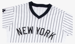 Long-sleeved T-shirt