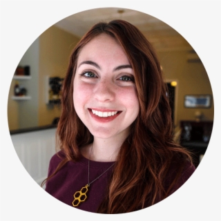 Lauraheadshot - Girl