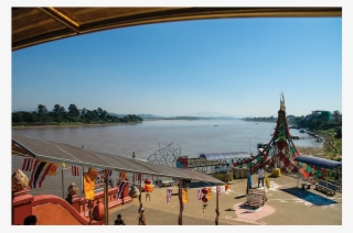 Golden Triangle - Beach