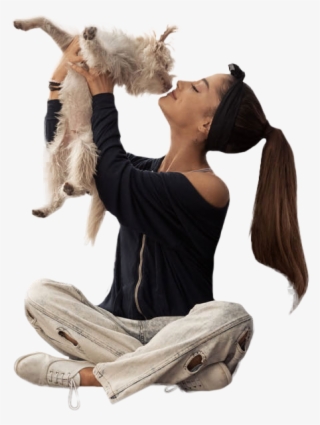 Ariana Grande Cuddling With A Cat - Ariana Grande Sitting Png