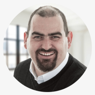 Happily Living Up To The It Stereotype, Paul , Is Seriously - Gentleman