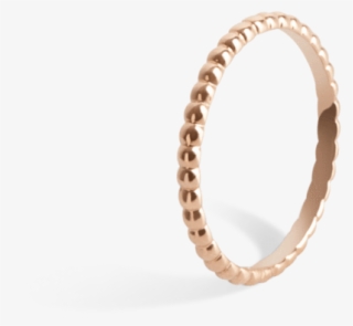 Solid Gold And Scalloped Forms Create Tantalising Texture - Engagement Ring