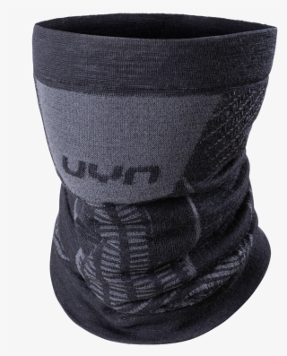 B017
