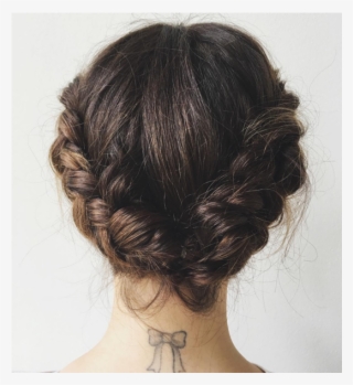 Hairstylist De Lucy Hale Ensina A Criar Uma Trança - Hairstyle