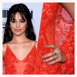 As Unhas De Camila Cabello - Camila Cabello Vestido Vermeljo
