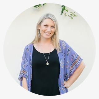 “karla Is A Creative Visionary Who Is Dream To Partner - Woman