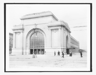 Southern Railroad Depot, - Triumphal Arch