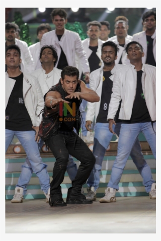 Though Stars Like Varun Dhawan And Salman Khan Were - Figure Skating