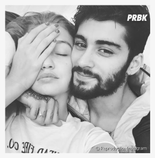 Gigi Hadid Diz O Que Mais Gosta No Namorado, O Ex-one - Zayn Malik And Gigi Hadid Couple