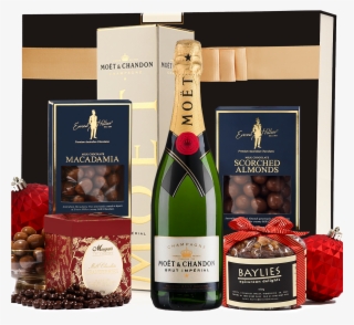 The Hamper Emporium Champagne & Christmas Cake Hamper - Champagne