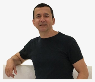 Ricardo's Artistic Eye Goes Beyond The Texture Of The - Man