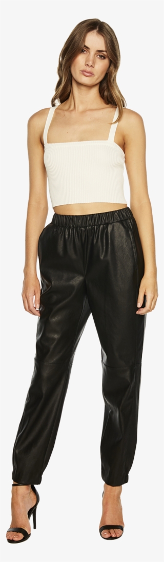 Mili Crop Tank Top In Colour Cloud Dancer - Photo Shoot