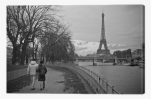 Couple Walking Along La Seine With Eiffel Tower In - Monochrome
