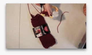 Once One Side Is Completely Wrapped With Yarn Then - Handbag