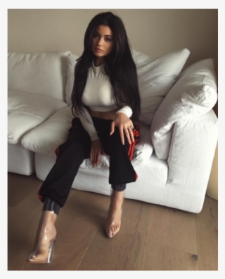 Sur Instagram, Kylie Déchaîne Les Passions Avec Ses - Kylie Jenner Christmas Tree 2016