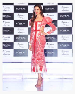 Deepika Padukone - Canne Spotted 2017 In Deepika