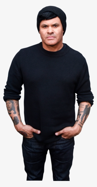 Co-creator Elgin James Is No Ordinary Showrunner - Elgin James Mayans Mc