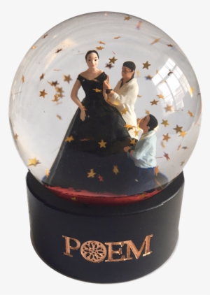 Resultado De Imagen Para Fashion Snow Globes - Sphere