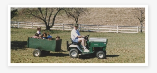 David And His Team Conduct Free Workshops Every Week - Grass