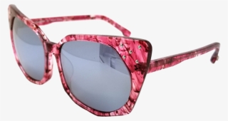 Rai Big Horn - Still Life Photography