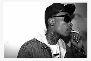 Wiz Khalifa - Wiz Khalifa Smoking A Cigarette