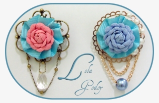 Broche Realizado Con Cinta Ondulada Y Base De Camafeo - Ampersand Symbol