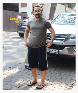 Aamir Khan - Standing